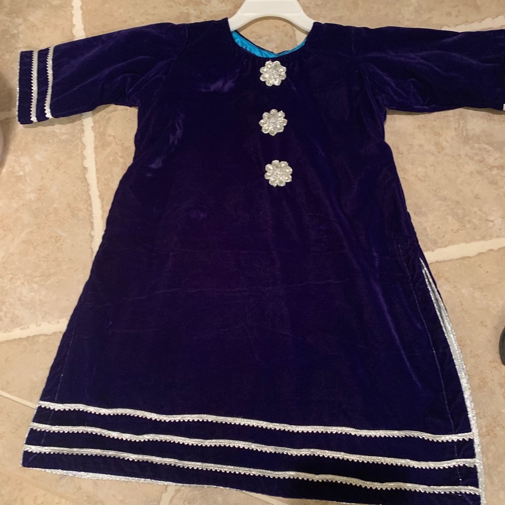 Velvet shirt for little girls